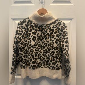 PRE-OWNED LOFT WOMEN'S LEOPARD PRINT TURTLENECK SWEATER- PETITE- X-SMALL